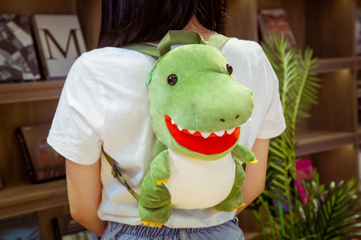 Le bébé dinosaure - Sac à dos peluche dinosaure