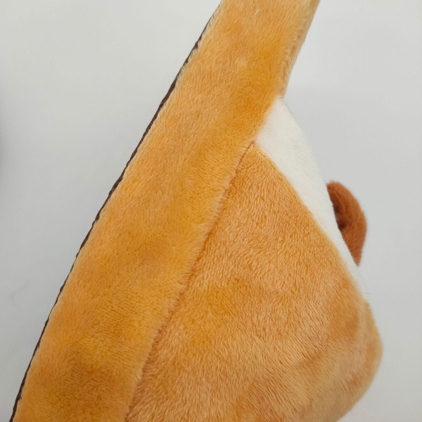 Les Bébés Mignons : Chaussons en Peluche