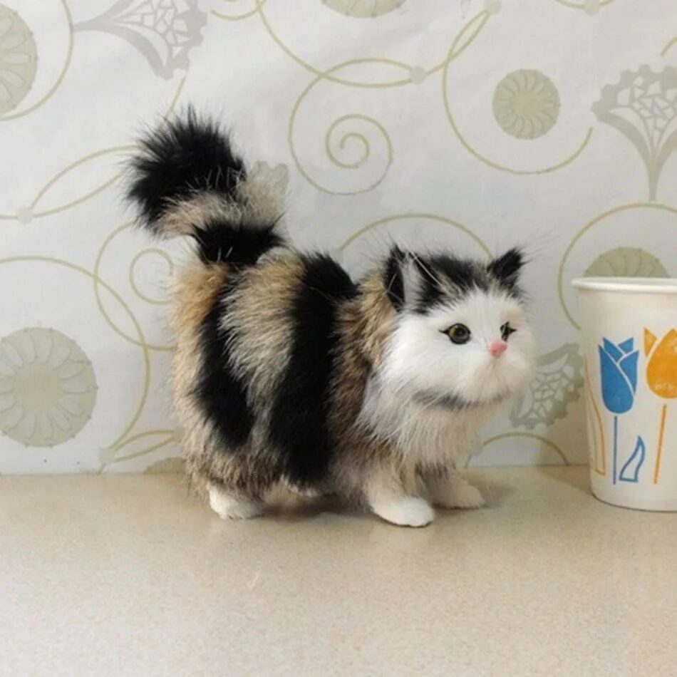 Peluche chat douce longs poils cocooning enfant