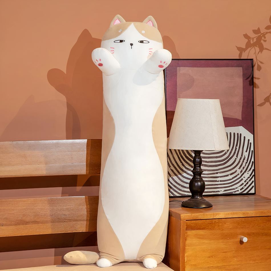 Peluche chat long doux câlin pour des moments réconfortants et chaleureux