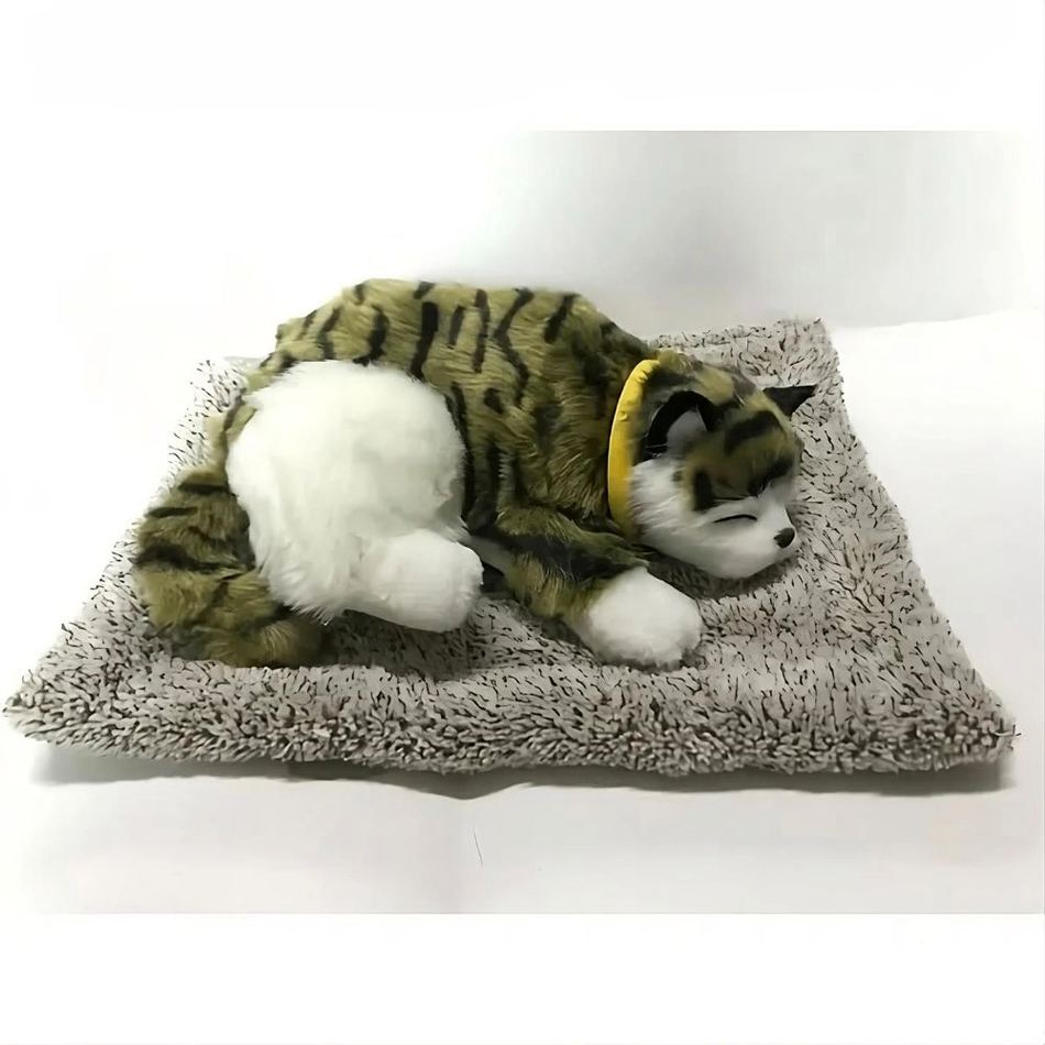 Peluche Chat Tigré Vert pour un Sommeil Doux et Réconfortant