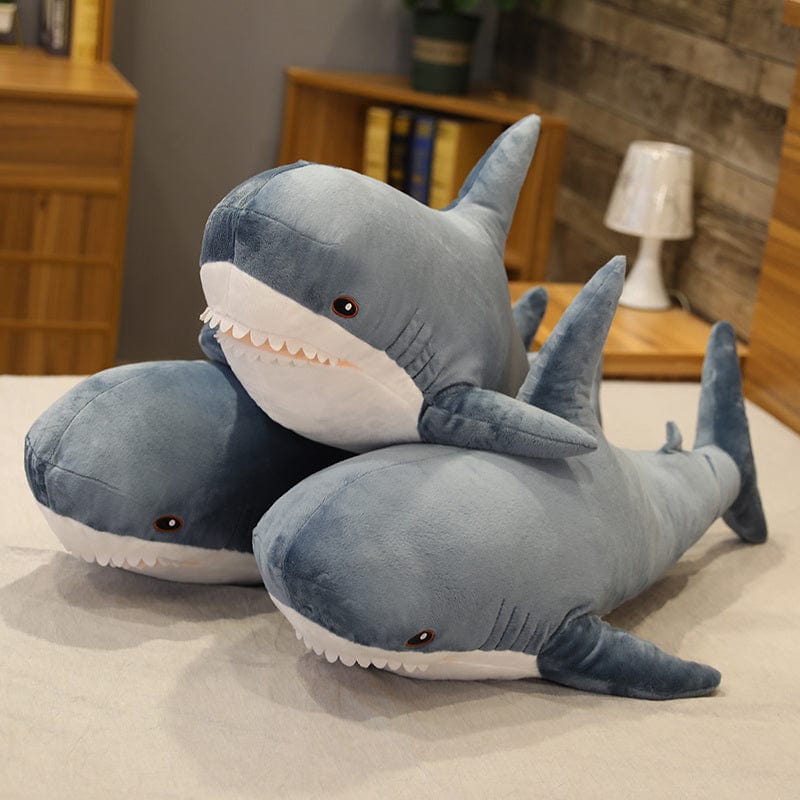 Peluche géante requin coloré - Dents Éclatantes