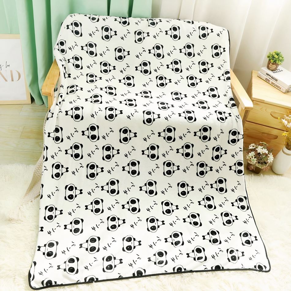 Peluche panda douce et joyeuse avec couverture confort