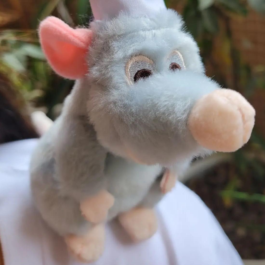 Peluche Rémy le rat gourmet aimantée Disney Pixar