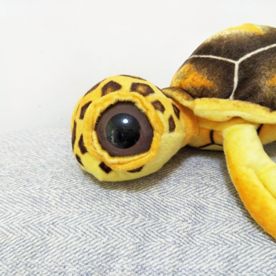 Peluche Tortue à Grands Yeux Douce et Câline pour Enfant