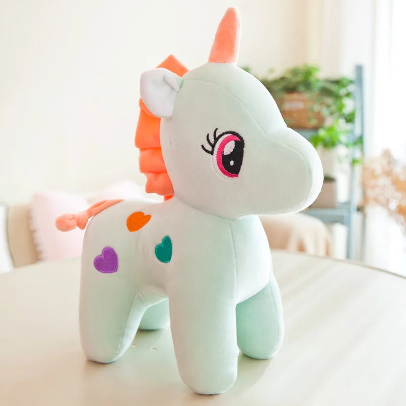Peluche Licorne Arc-en-Ciel avec des Cœurs