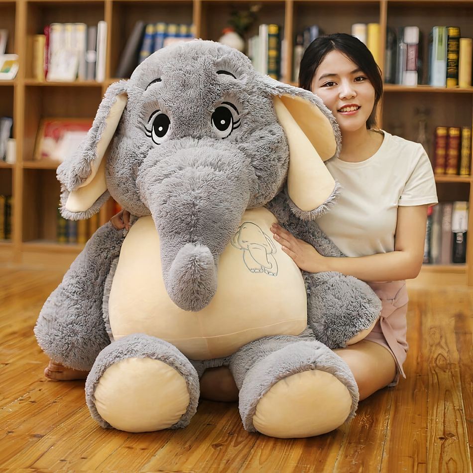 Peluche éléphant géant doux pour une chambre d'enfant cozy