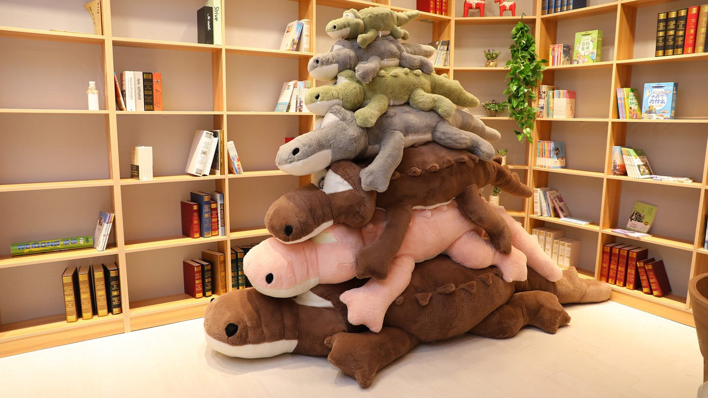 Peluche géante crocodile aux yeux tout ronds