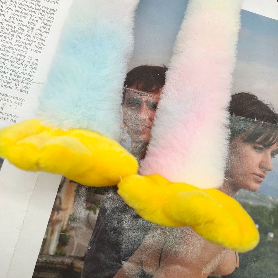 Peluche Huggy Wuggy multicolore effrayant câlin doux, version exclusive