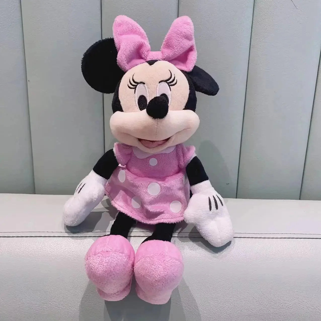 Peluche Minnie Mouse rose authentique