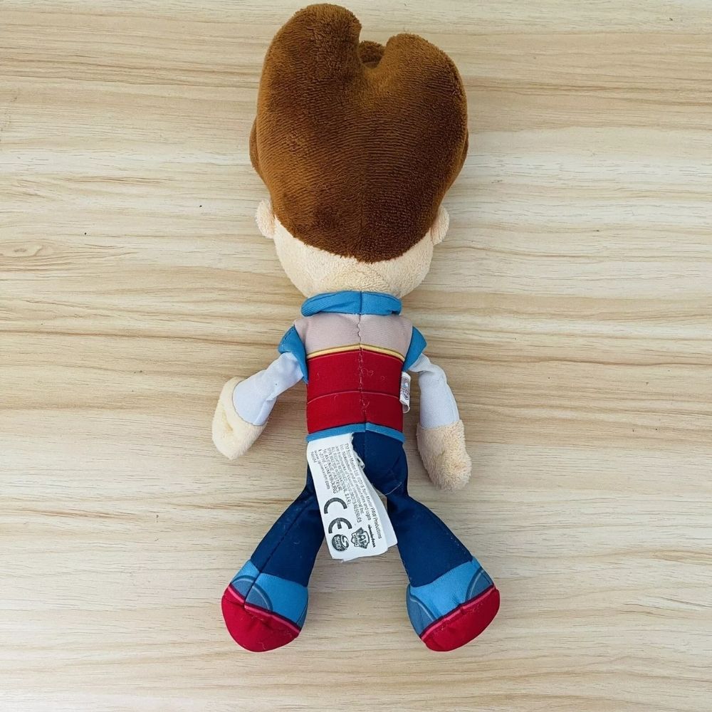 Peluche Ryder de la Pat' Patrouille : héros aventurier tout doux