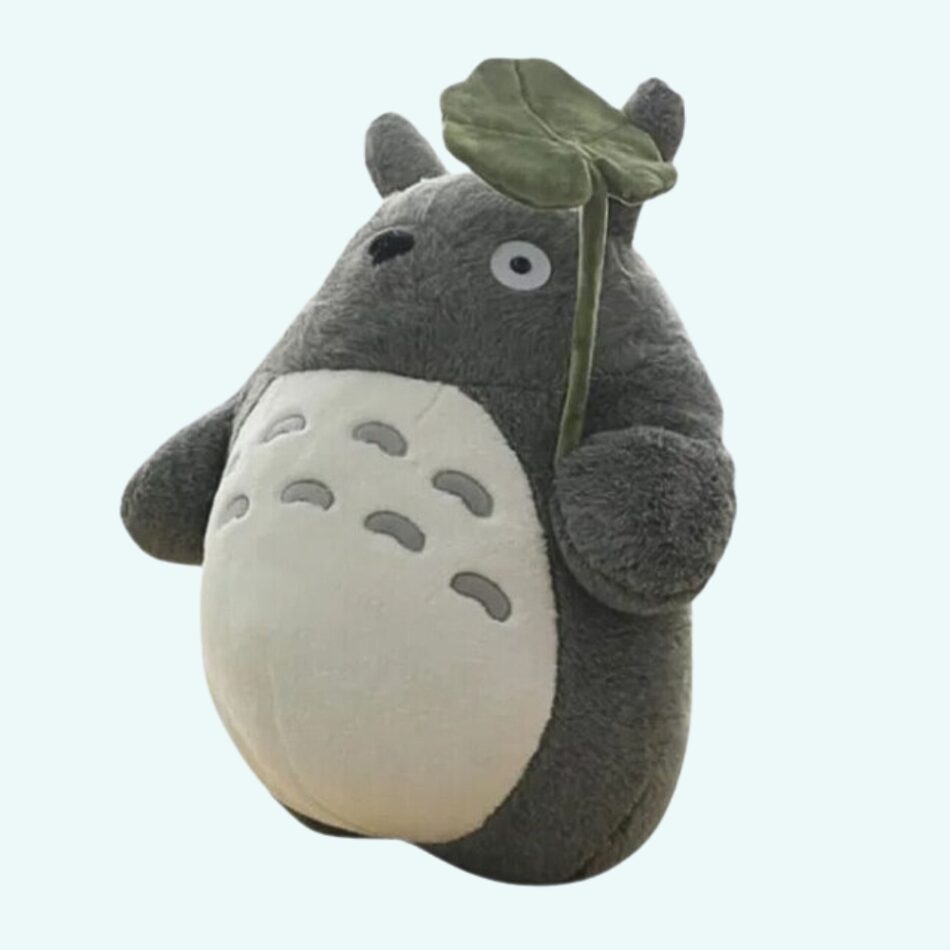 Peluche Totoro feuille de lotus moelleuse, idéale pour le confort des enfants
